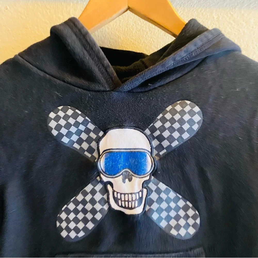 ⭐️ GYMBOREE Black Snowboard Legend Skull Hoodie
